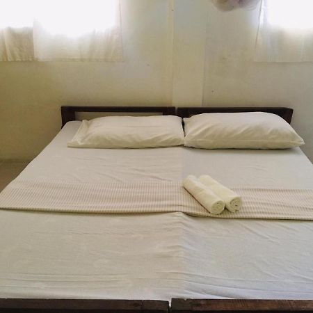 Carabao Guest House San Jose  Екстер'єр фото
