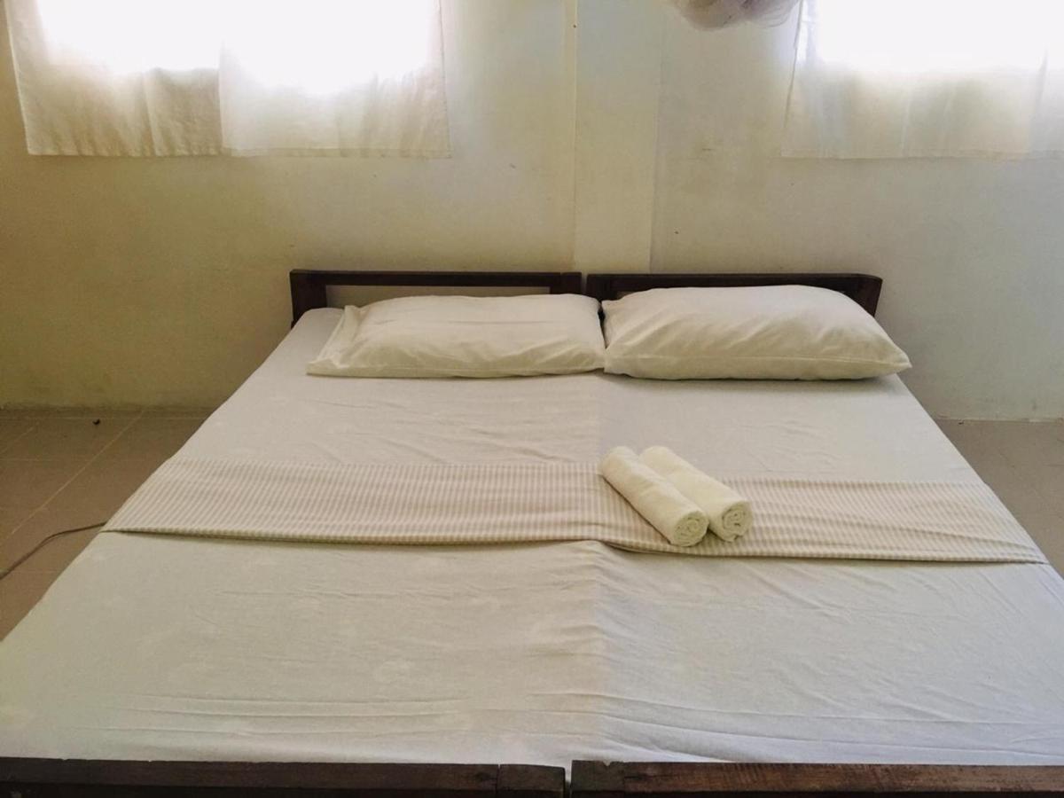 Carabao Guest House San Jose  Екстер'єр фото