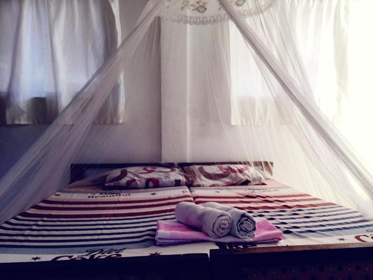 Carabao Guest House San Jose  Екстер'єр фото