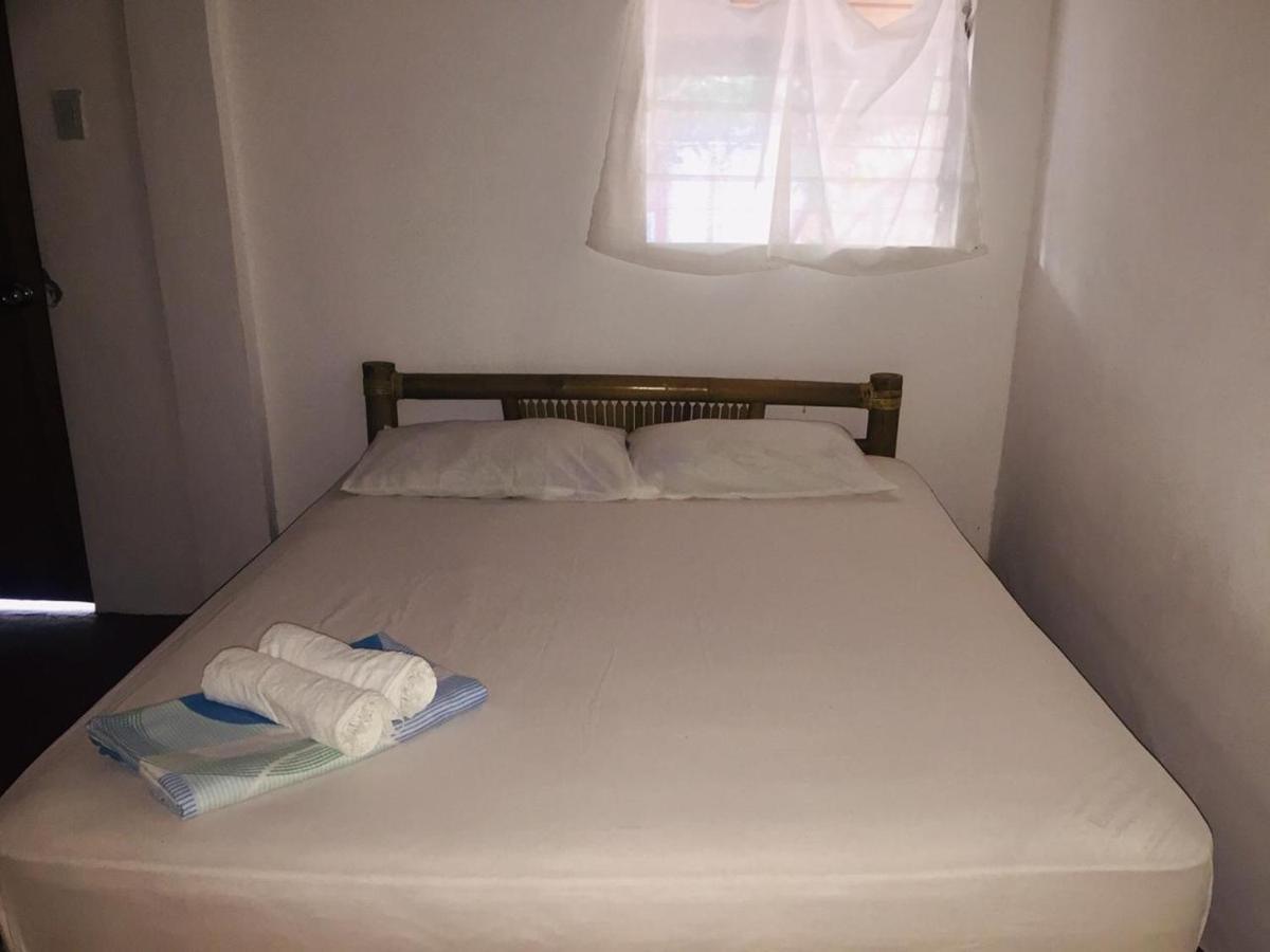 Carabao Guest House San Jose  Екстер'єр фото